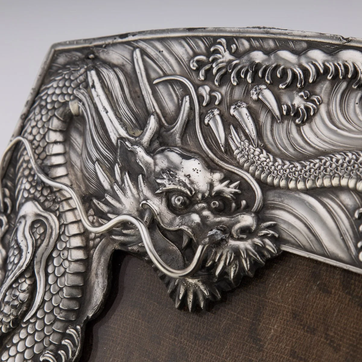 ANTIQUE 20thC JAPANESE MEIJI PERIOD SOLID SILVER DRAGON PHOTO